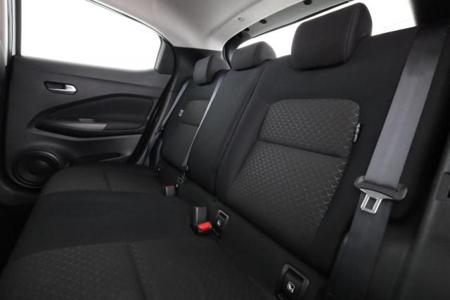 Nissan Juke image 6