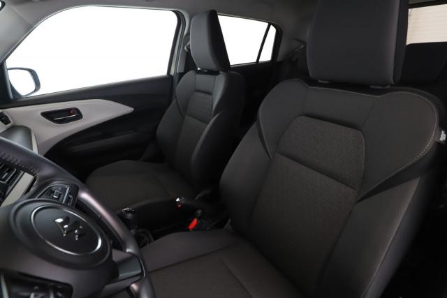 Suzuki Swift image 6