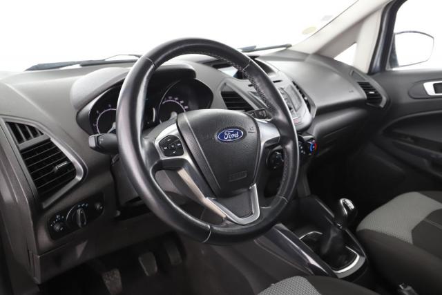 Ford Ecosport image 9