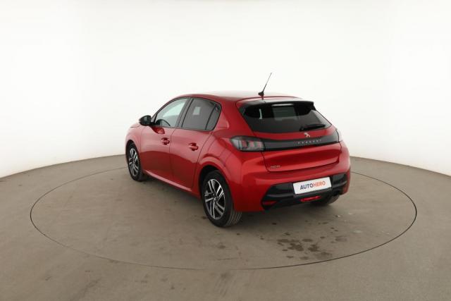 Peugeot 208 image 4