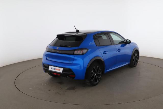 Peugeot 208 image 1