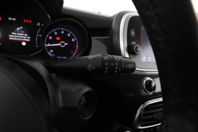 Fiat 500x image 6