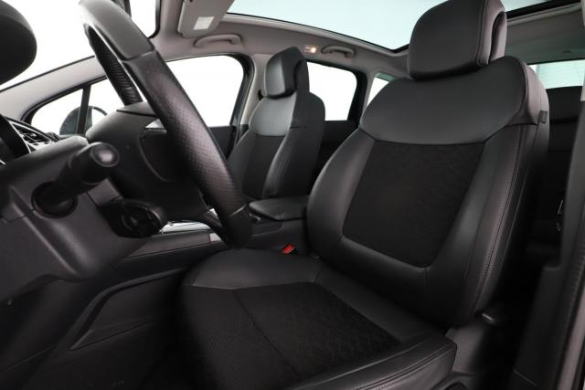 Peugeot 3008 image 1