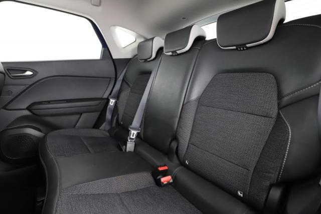 Renault Captur image 2