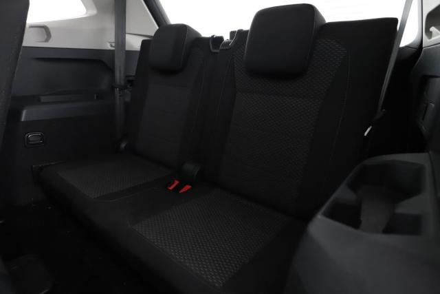 Volkswagen Tiguan Allspace image 8