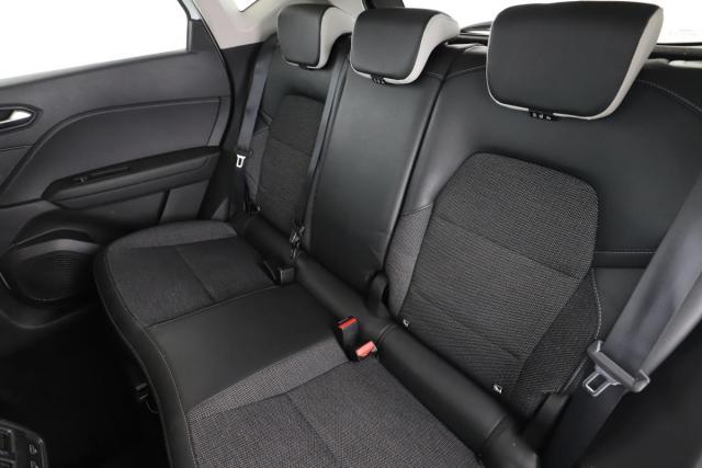 Renault Captur image 1