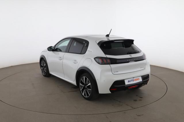 Peugeot 208 image 4