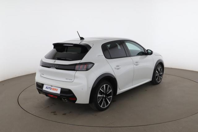 Peugeot 208 image 2