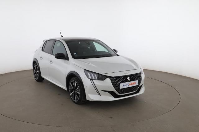 Peugeot 208 image 9