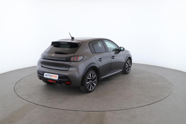 Peugeot 208 image 4