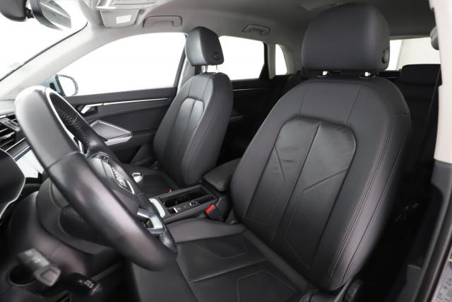Audi Q3 image 9