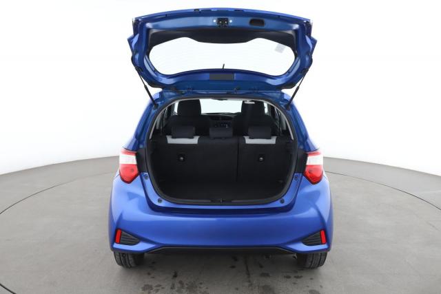 Toyota Yaris image 2