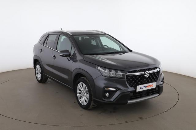 Suzuki S-Cross image 1
