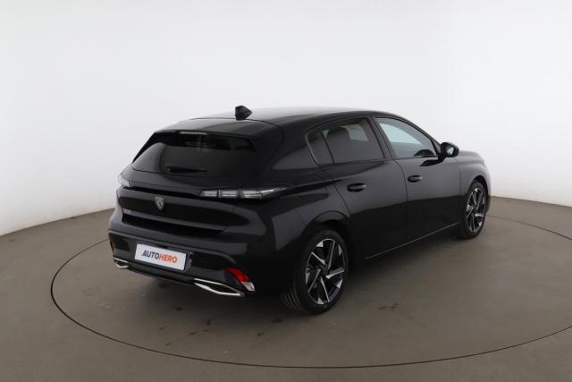 Peugeot 308 image 2