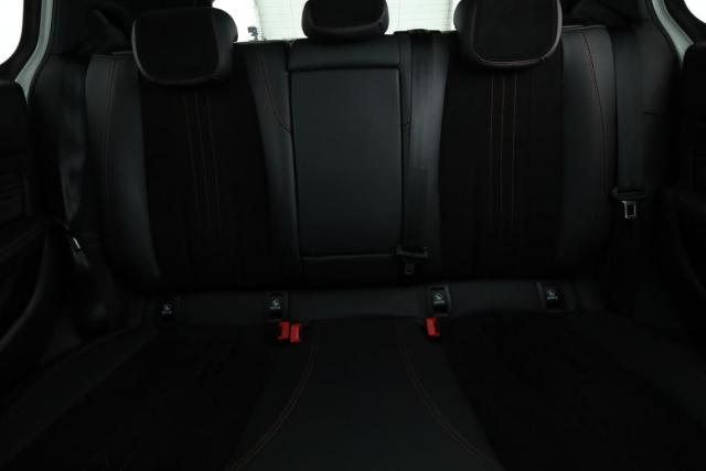 Peugeot 308 image 9