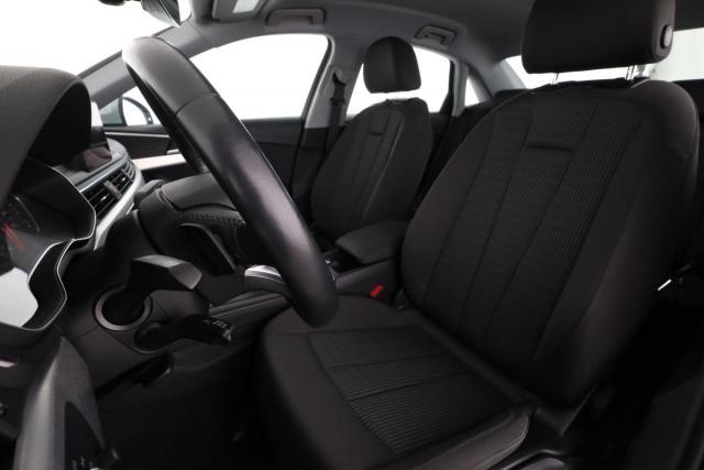Audi A4 image 3