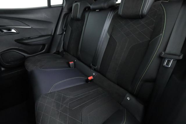 Peugeot 2008 image 3