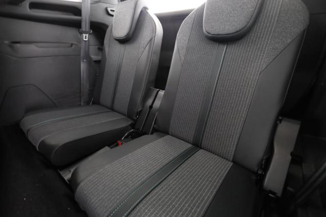 Peugeot 5008 image 4