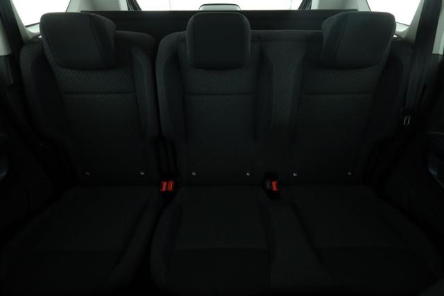 Peugeot Rifter image 1