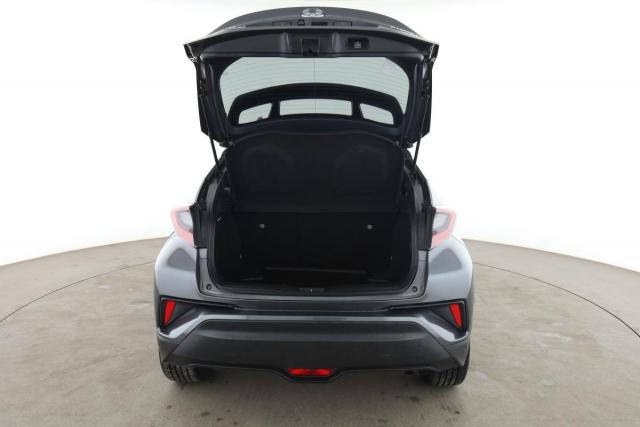Toyota C-Hr image 2