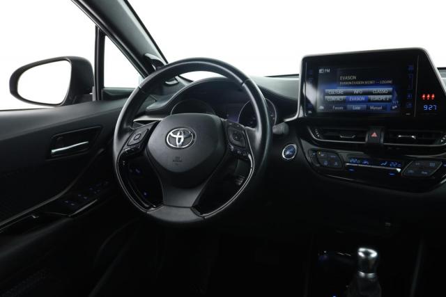 Toyota C-Hr image 7