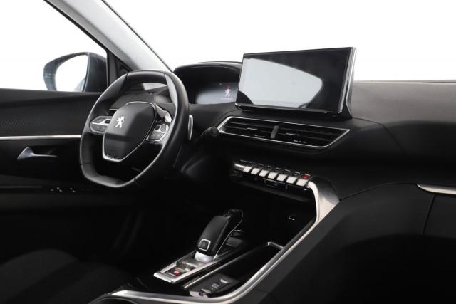 Peugeot 3008 image 2