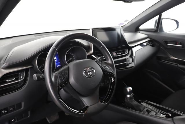 Toyota C-Hr image 7