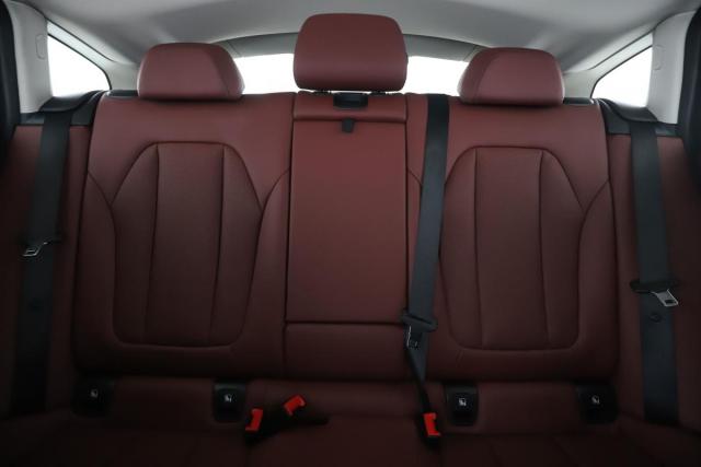 Bmw X4 image 8