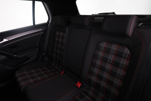 Volkswagen Golf image 1