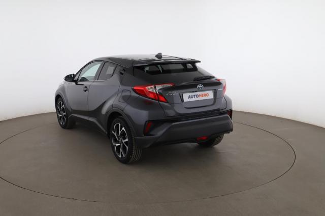 Toyota C-Hr image 9