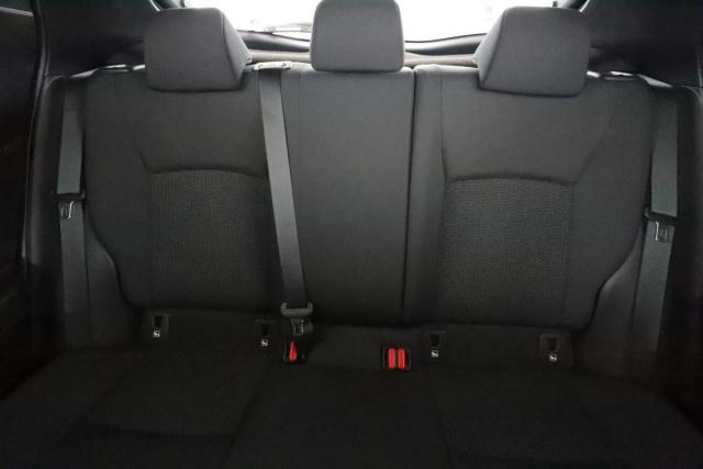 Toyota C-Hr image 1