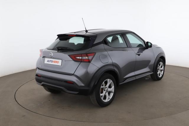 Nissan Juke image 4