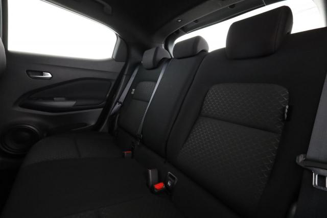 Nissan Juke image 3