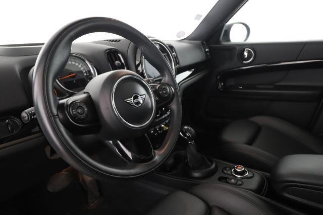 Mini Countryman image 9