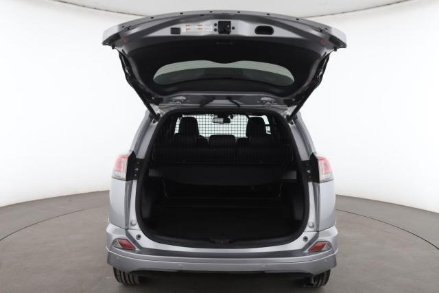 Toyota Rav4 image 8