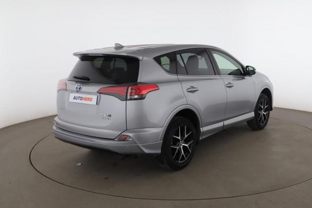 Toyota Rav4 image 4