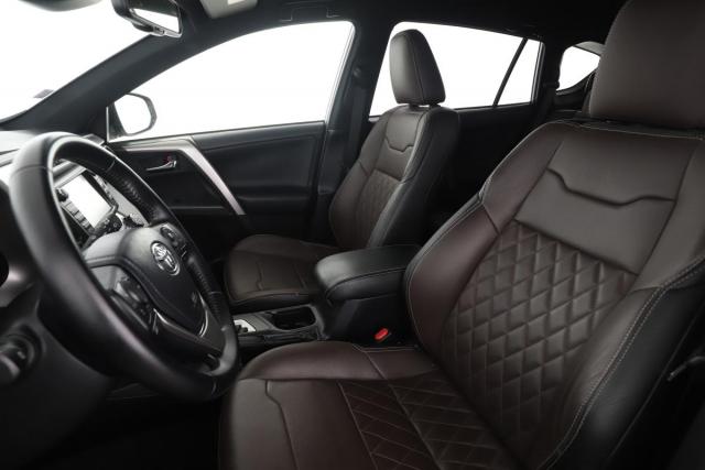 Toyota Rav4 image 1