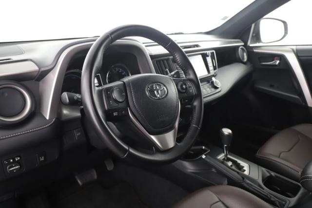 Toyota Rav4 image 3