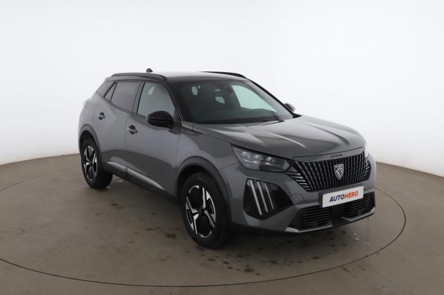 Peugeot 2008 image 2
