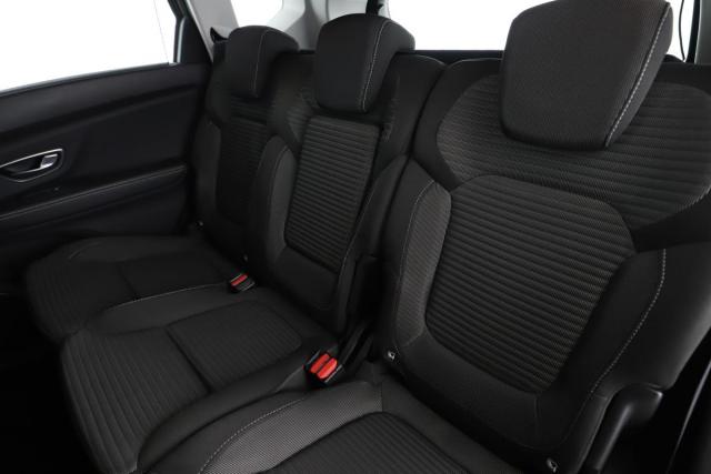Renault Scénic image 2