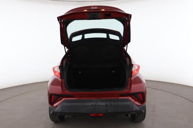 Toyota C-Hr image 5