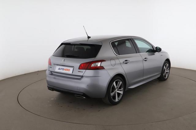 Peugeot 308 image 2