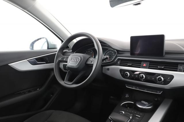 Audi A4 image 3