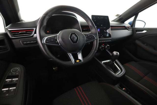 Renault Clio image 9