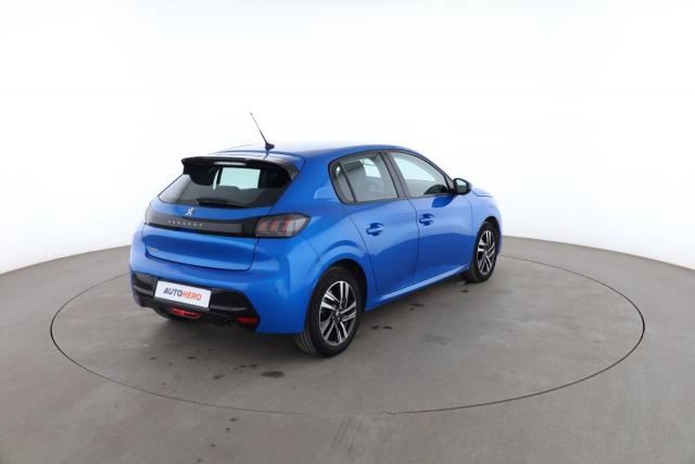 Peugeot 208 image 5