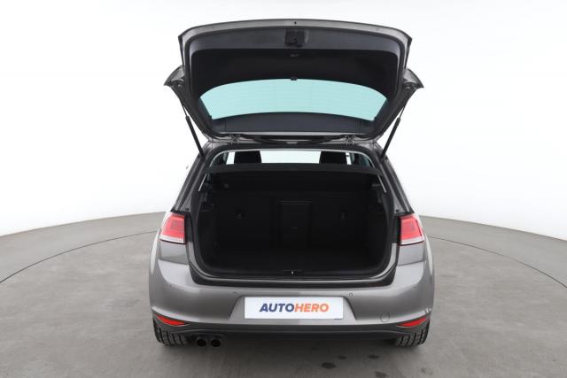 Volkswagen Golf image 5