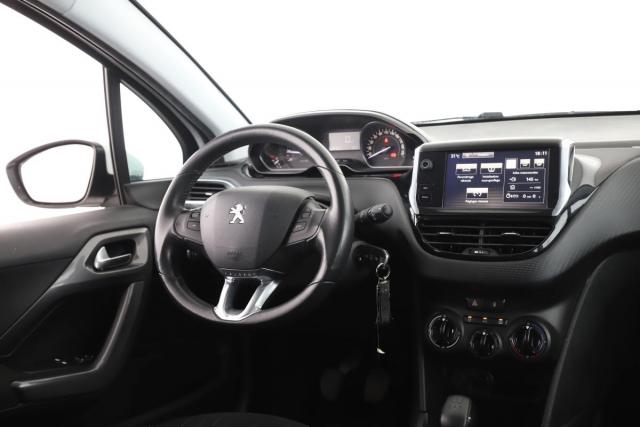 Peugeot 2008 image 5