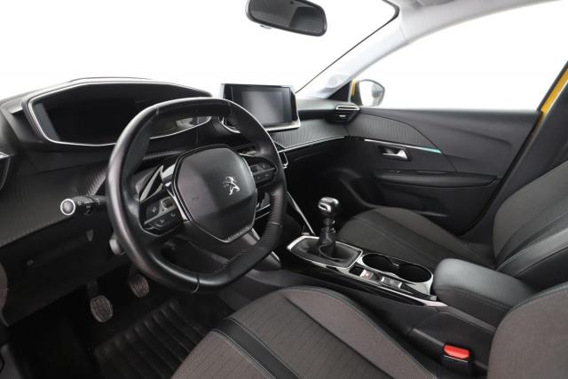 Peugeot 208 image 3