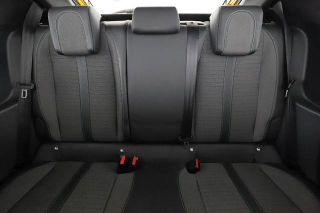 Peugeot 208 image 7