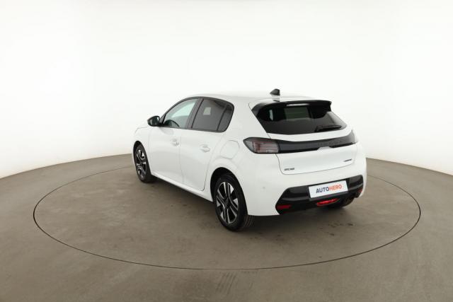 Peugeot 208 image 2